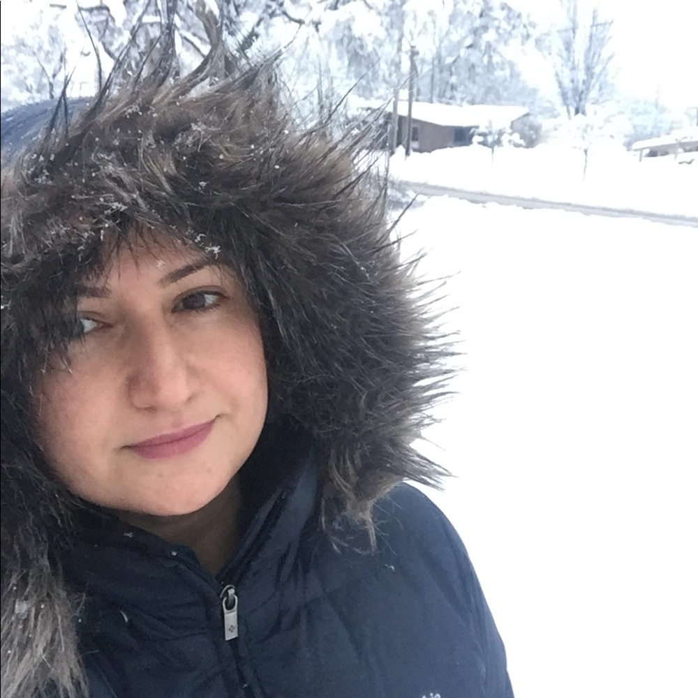 Meet your Posher, Maha